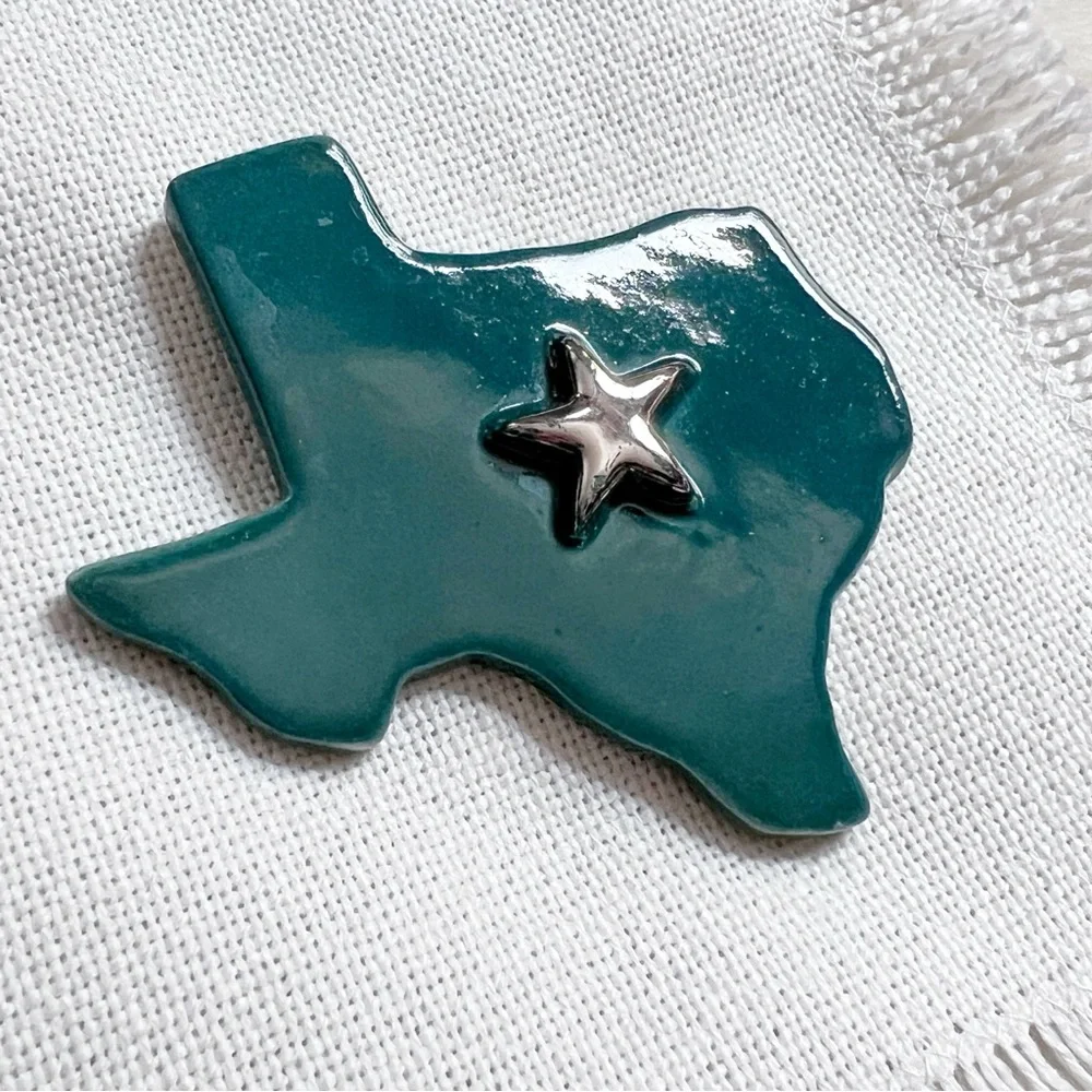 Vintage TEXAS Porcelain Handmade Western Cowboy Bolo Tie Slide or Brooch Pin